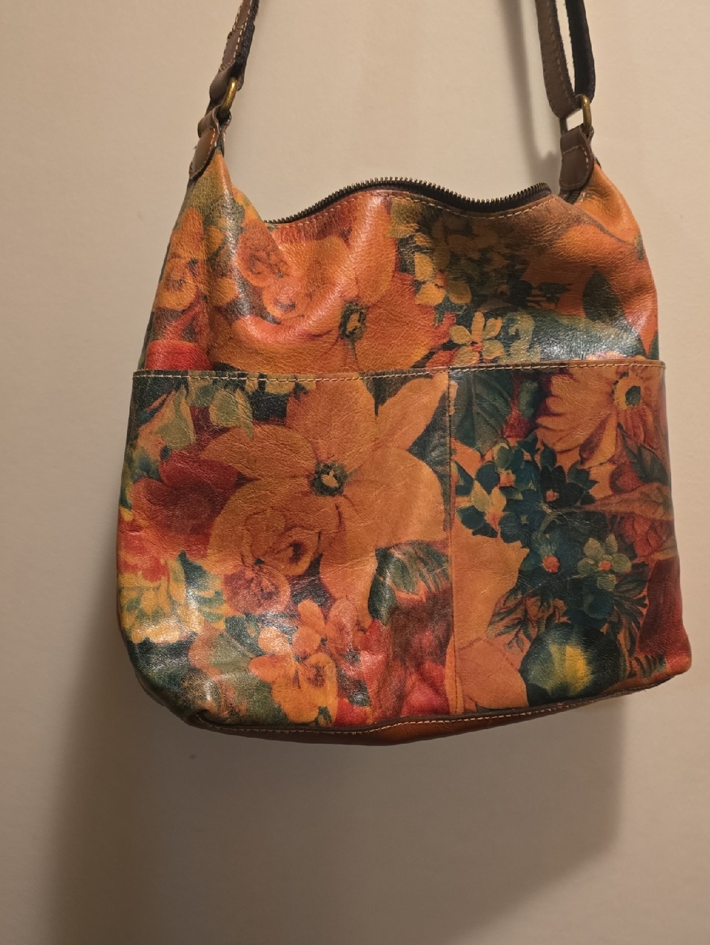 Patricia Nash Floral Patchwork Leather Shoulder Bag - Red, Orange, Green, Brown - Picture 4 of 5